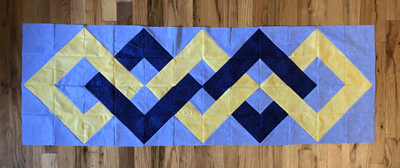 Interlocking Squares Table Runner www.dlstewart.com